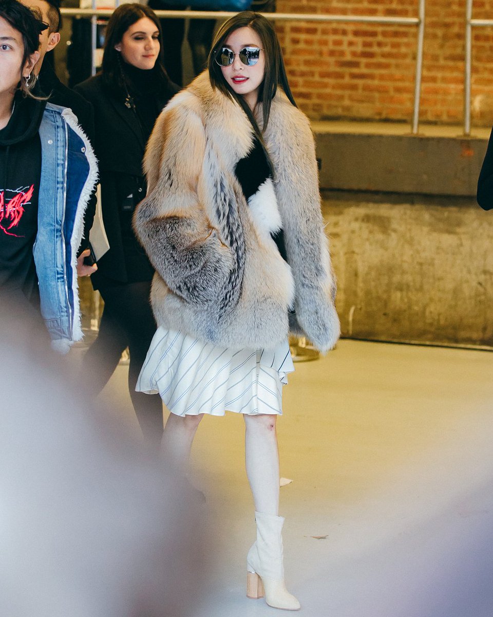 hourlytiffanys's tweet photo. https://t.co/sHQzVzH270