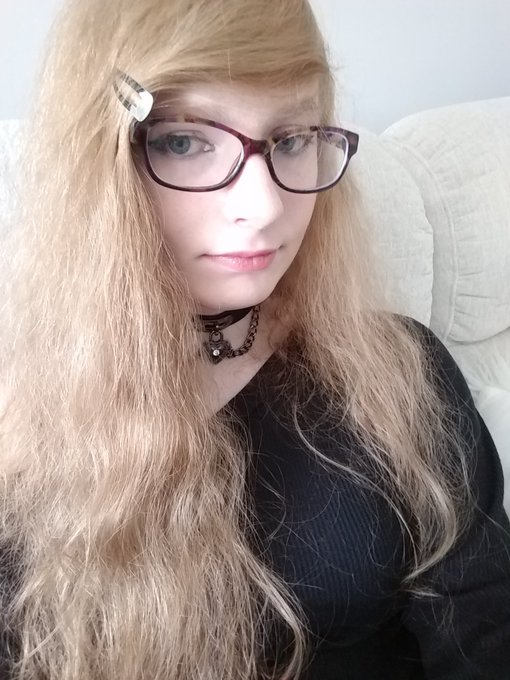 Who wants me to bully them till they pee pee their pants https://t.co/dQvAVIStoM<a href="/tag/wedgie"class="tags"><span>#wedgie</span></a><a href="/tag/elfgirl"class="tags"><span>#elfgirl</span></a>