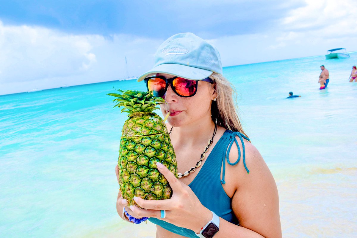 ChavezMorgan22's tweet photo. Just wanna go back to the Dominican where everything was great and I was care free. https://t.co/H7LRqViyaQ