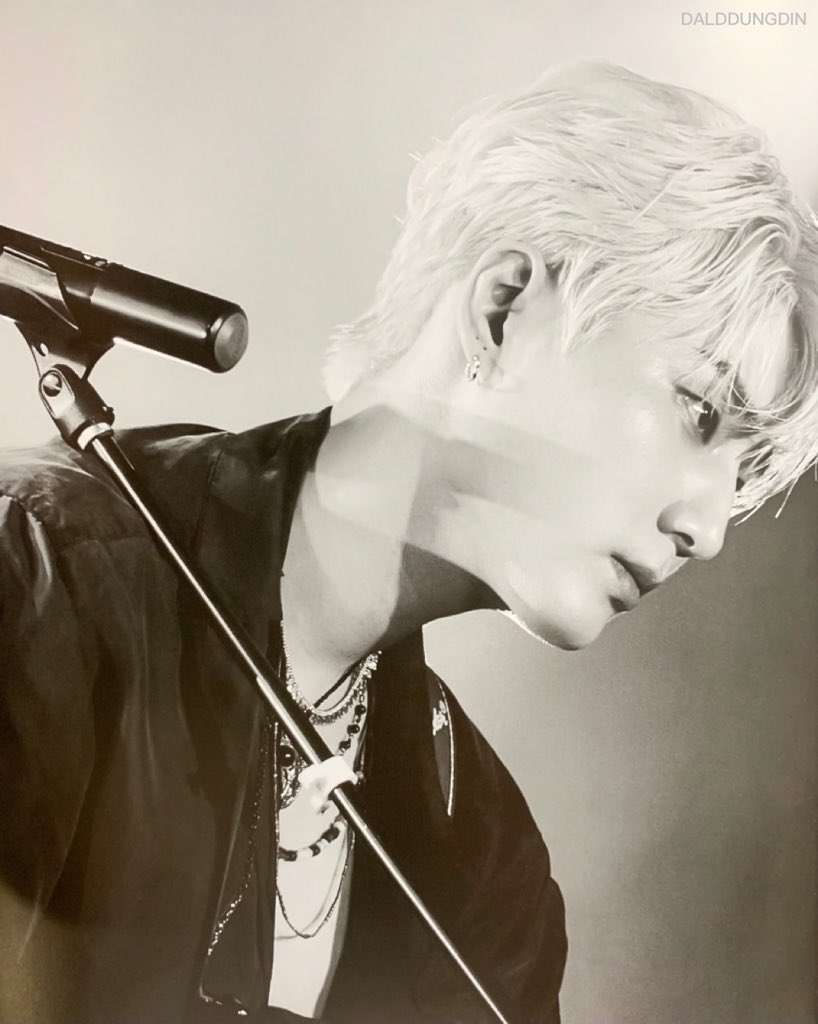 beombolony's tweet photo. YOUNG K - Eternal โจ
photobook scan threadใผ
free to save/use๐
#dayHD
#YoungK #์์ผ์ด
#Eternal https://t.co/SvAS9XxbZb