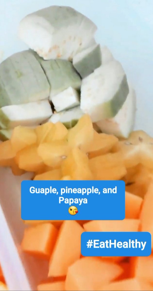 Samantha0797's tweet photo. After yoga, how 'bout something healthy to nibble while waiting...๐
#BeHealthy
#EatHealthy
#FruitySnack https://t.co/UOkYcpvehT