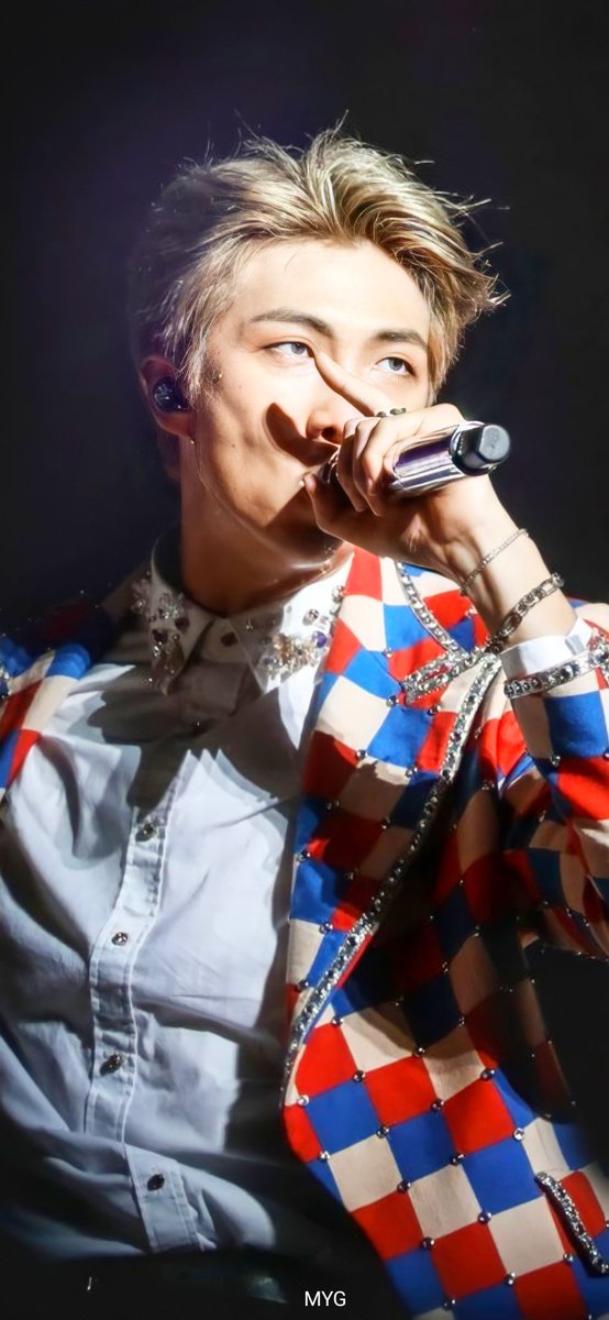 Min_Genius1994's tweet photo. Multi color Multi Tanlented💜
HYUNG LINE HD WALLPAPER
#BTS #BTSonGMA #BTSPavedTheWay #BTSxGlobalCitizenLive #BTSxCOLDPLAY #BTSxBILLBOARD #RM #NAMJOON #JINJIN #SEOKJIN #SUGA #YOONGI #JHOPE #HOSEOK #BTS_twt #BTSWALLPAPER #btslockscreen @BTS_twt https://t.co/48cZaTV0Xk