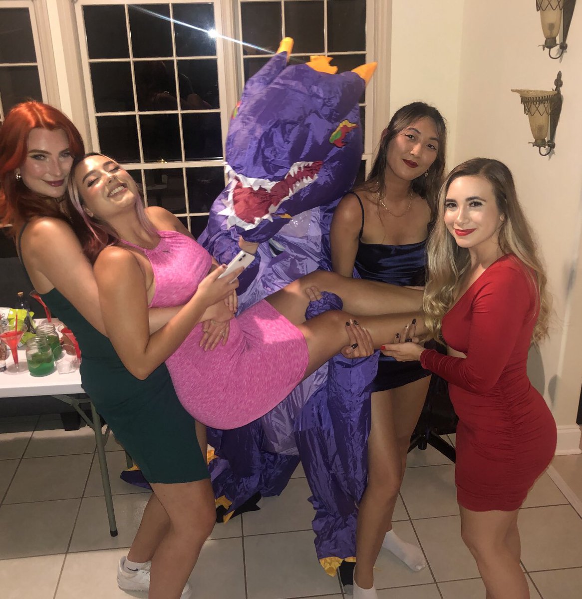 Excuse me while I appreciate these baddies (the dragon is Bria lmao)