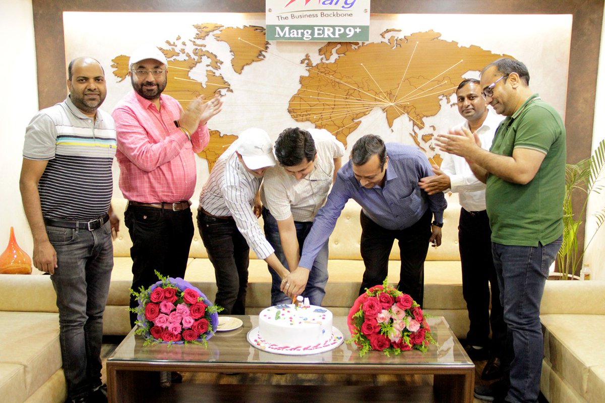 anupmarg's tweet photo. Finally, we have a day to thank #Pharmacists &amp; we celebrated it with a bang at #MargERP office. They are our REAL SUPERHEROES. Even #Doctors are incomplete without them.

Don't forget to thank your #Local #Hyperlocal Chemist Shop.

#WorldPharmacistsDay 
#WPD2021 
@FIP_org https://t.co/10sZQhgU7e