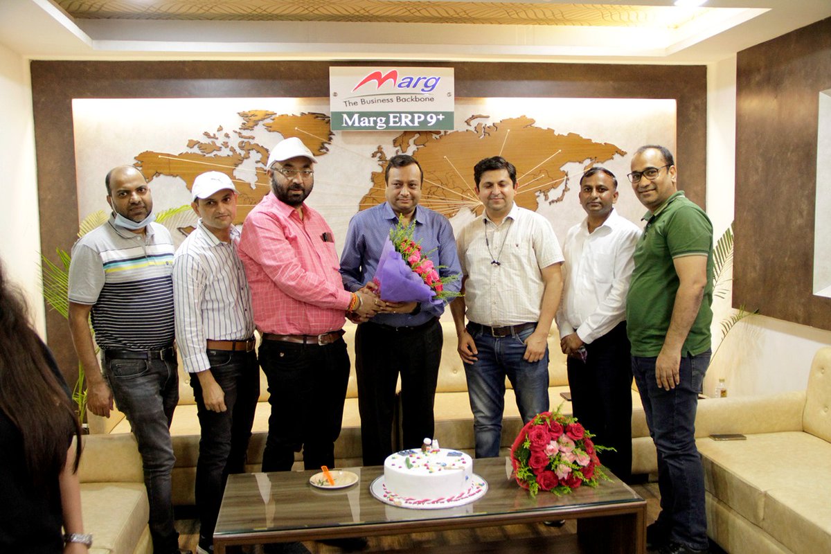 anupmarg's tweet photo. Finally, we have a day to thank #Pharmacists &amp; we celebrated it with a bang at #MargERP office. They are our REAL SUPERHEROES. Even #Doctors are incomplete without them.

Don't forget to thank your #Local #Hyperlocal Chemist Shop.

#WorldPharmacistsDay 
#WPD2021 
@FIP_org https://t.co/10sZQhgU7e