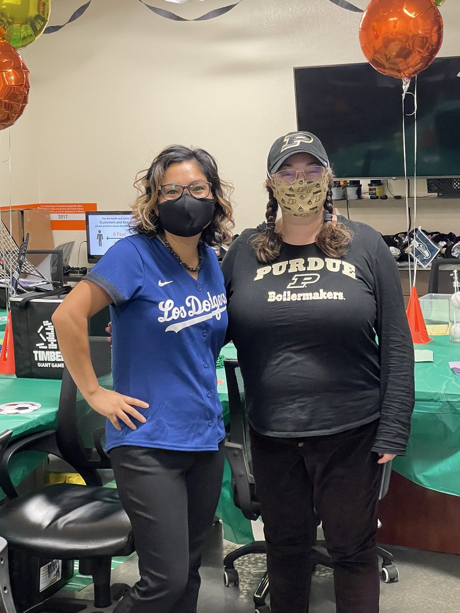 rose vergara tweet media