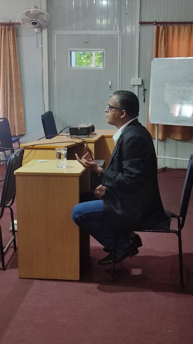 AryalNishan's tweet photo. Wounderful.session on AI  ML and Data Analytics by #LavaKafle 

#learning #sharing #msftevents #community #collaborations https://t.co/ALfX3IJCgZ