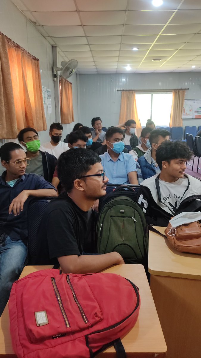 AryalNishan's tweet photo. Wounderful.session on AI  ML and Data Analytics by #LavaKafle 

#learning #sharing #msftevents #community #collaborations https://t.co/ALfX3IJCgZ