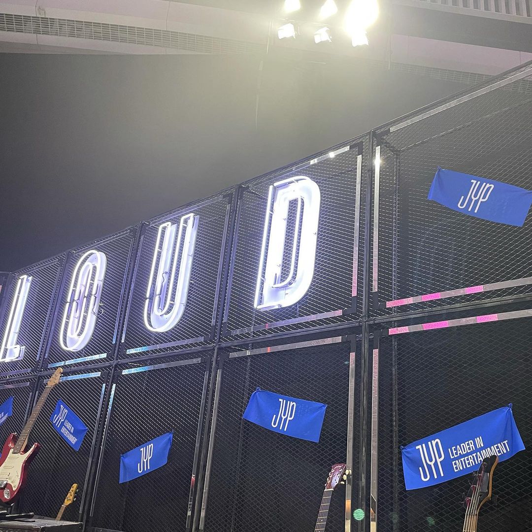 Keiju_noona's tweet photo. #LOUD #라우드 #JYPSY #JYP_LOUD #JYP #jyploud #PSY #PNATIONLOUD #Boysbeloud https://t.co/XZh7hT7kHW