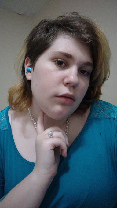 Going live on https://t.co/S6nWCeNKuC See you there 😘 https://t.co/wPsV3rRotm<a href="/tag/sellingcontent"class="tags"><span>#sellingcontent</span></a><a href="/tag/selling_content"class="tags"><span>#selling_content</span></a>