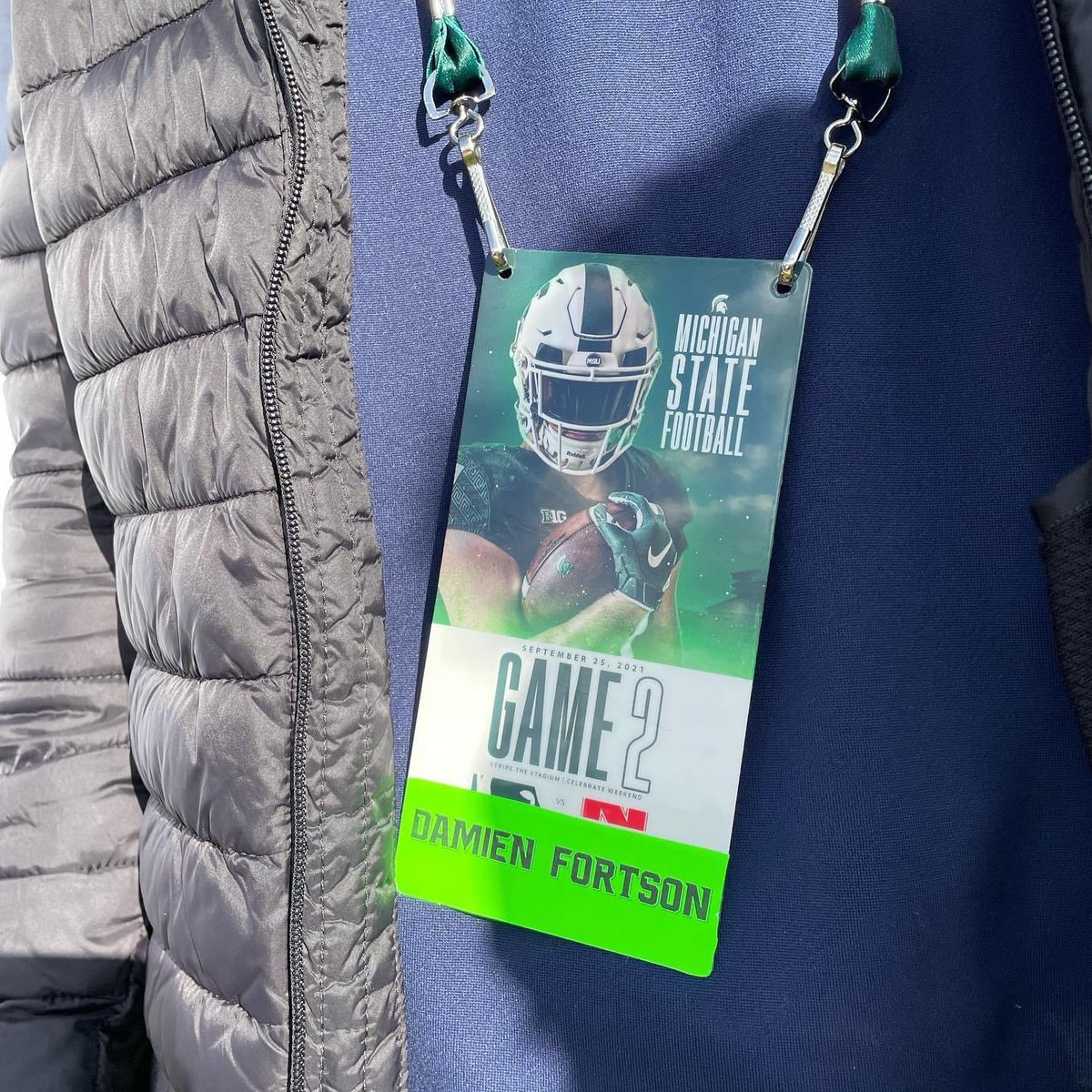 Dam1enFortsonJr's tweet photo. Had an amazing unofficial visit today @MSU_Football I’d like to thank @VickersonKevin and the MSU coaching staff for having me!#GOGREEN @EastGRFootball @PrepRedzoneMI @PrepRedzone @RecruitingNext https://t.co/ztQomIYHpL