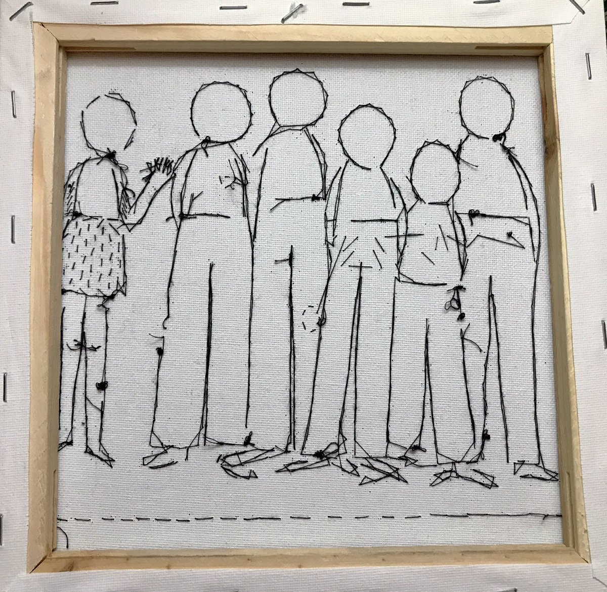 YarnsWool's tweet photo. Terminada. #textileart #fiberart #needleandthread #cottonthread #aguja #puntadas #hilo #canvas #stitches #blackandwhite #stitching https://t.co/TNrVjBsk3L