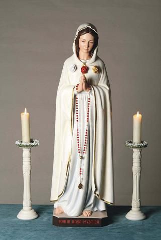 greciusglari's tweet image. Our Lady of Rosa Mystica, pray for us 🙏🏻🙏🏻