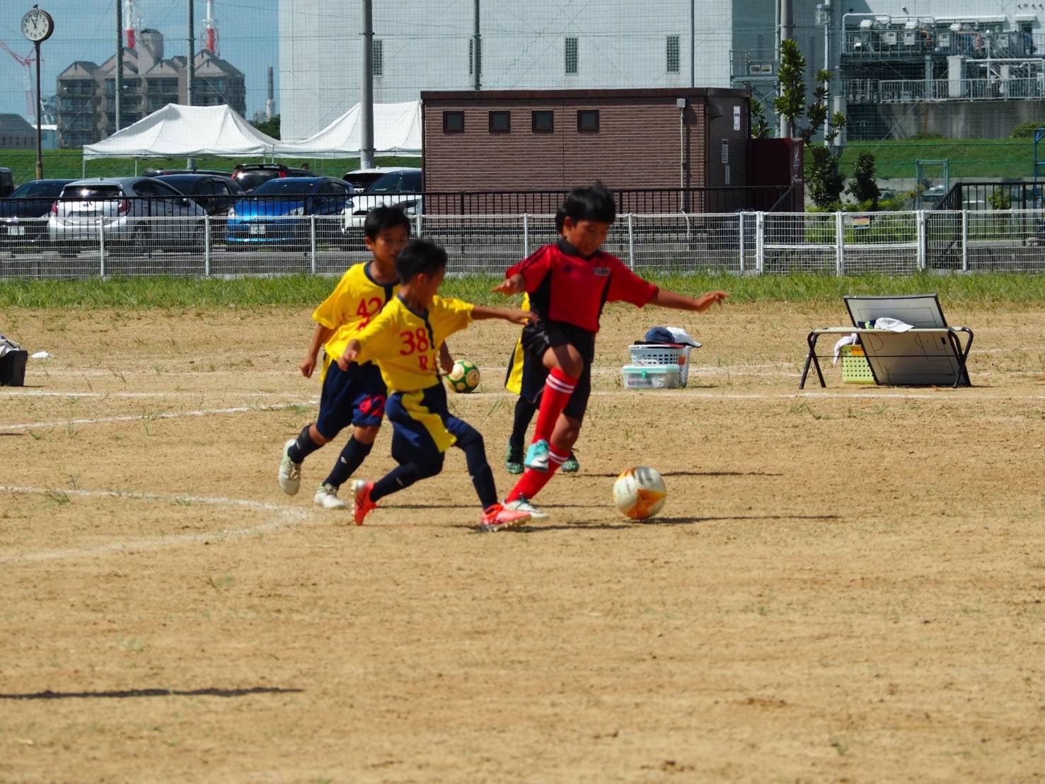 福浜サッカークラブ 試合結果 岡山市少年サッカーリーグ 中aリーグ 21 9 19 日 六番川水の公園多目的広場 レイsc 0 11 当新田 1 0 1勝4敗 勝点3 T Co Xm7ss3fmrq Twitter