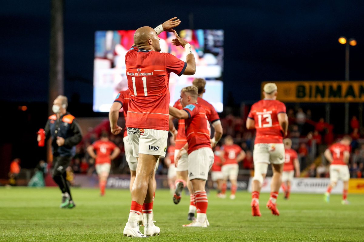SimonZebo's tweet photo. What a feeling being back in red in front of the best supporters in the world.
☁️9 https://t.co/3KouPtdE6A