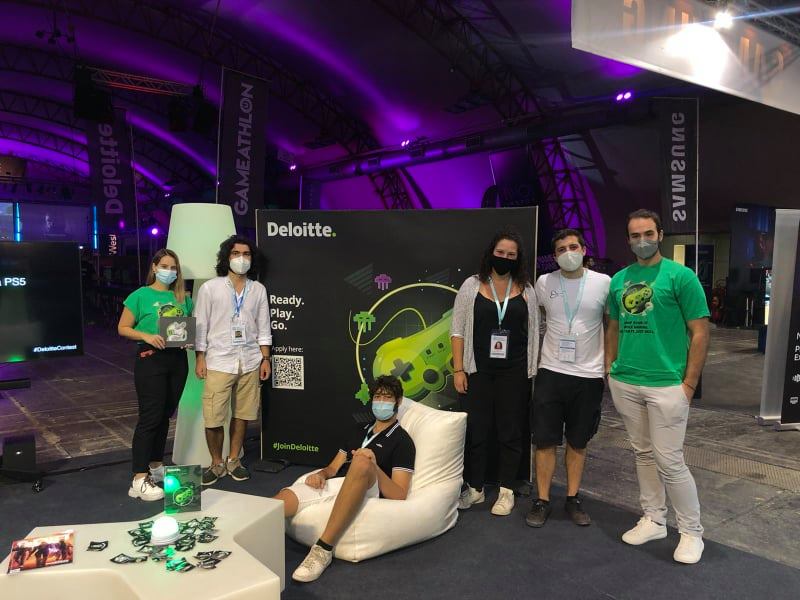 IgemNous's tweet photo. iGEM NOUS team in the premises of @Deloitte  in Thessaloniki and in the gaming pavilion at @TIFHelexpo . We thank Deloitte for the support, one of our greatest sponsors, who helps us to continue and develop our work! 

@DeloitteGreece #igem #igem2021 #greece #syntheticbiology https://t.co/zYKxmmfGx7