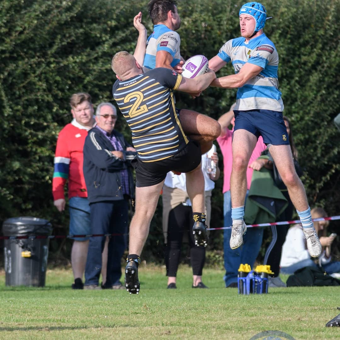 ICPhotoImages's tweet photo. Game pics from Warlingham vs Old Walcountians. @MightyWarl https://t.co/ghOTYBIuba