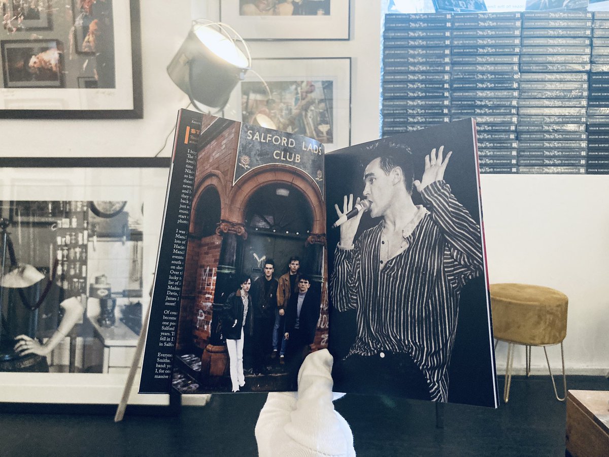 proudgalleries's tweet photo. We got hold of the latest Knockabout World issue featuring photography by Stephen Wright so that you can read it with us.
https://t.co/7VzLkxnIqB
Stephen Wright: https://t.co/8gw4udAPrL
#proudgalleries
#StephenWright
#thesmiths
#morrissey
@knockabout https://t.co/9b1bcZIVSk