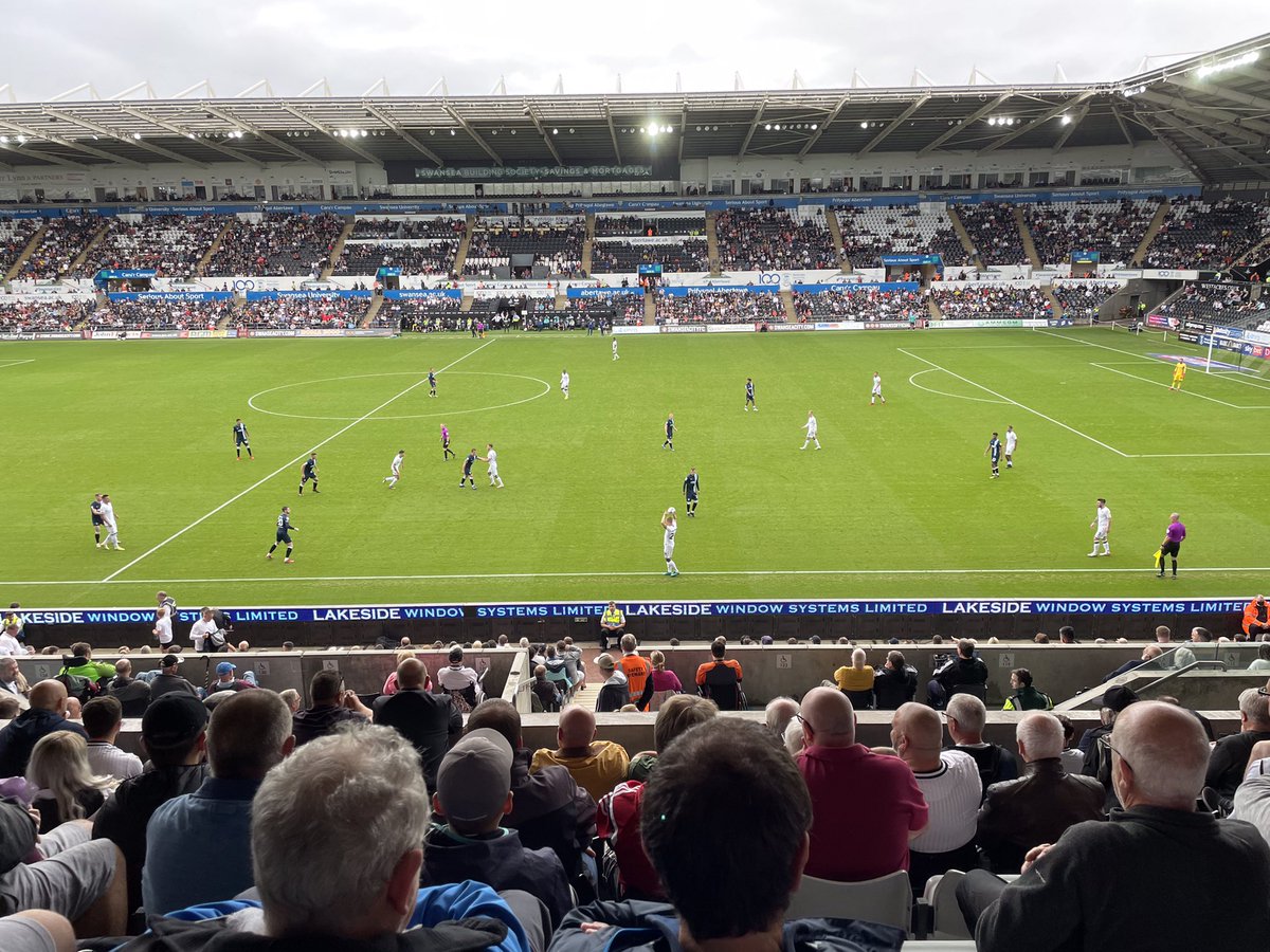 IceWithNoLemon's tweet photo. Swansea 1 Huddersfield 0
Such a relief to pick up our first win at home yesterday
It should have been more but we seemed to make hard work of it but all in all we deserved 3pts and it was a good result in the end
#SWAHUD #Swans https://t.co/8IuqVII40t