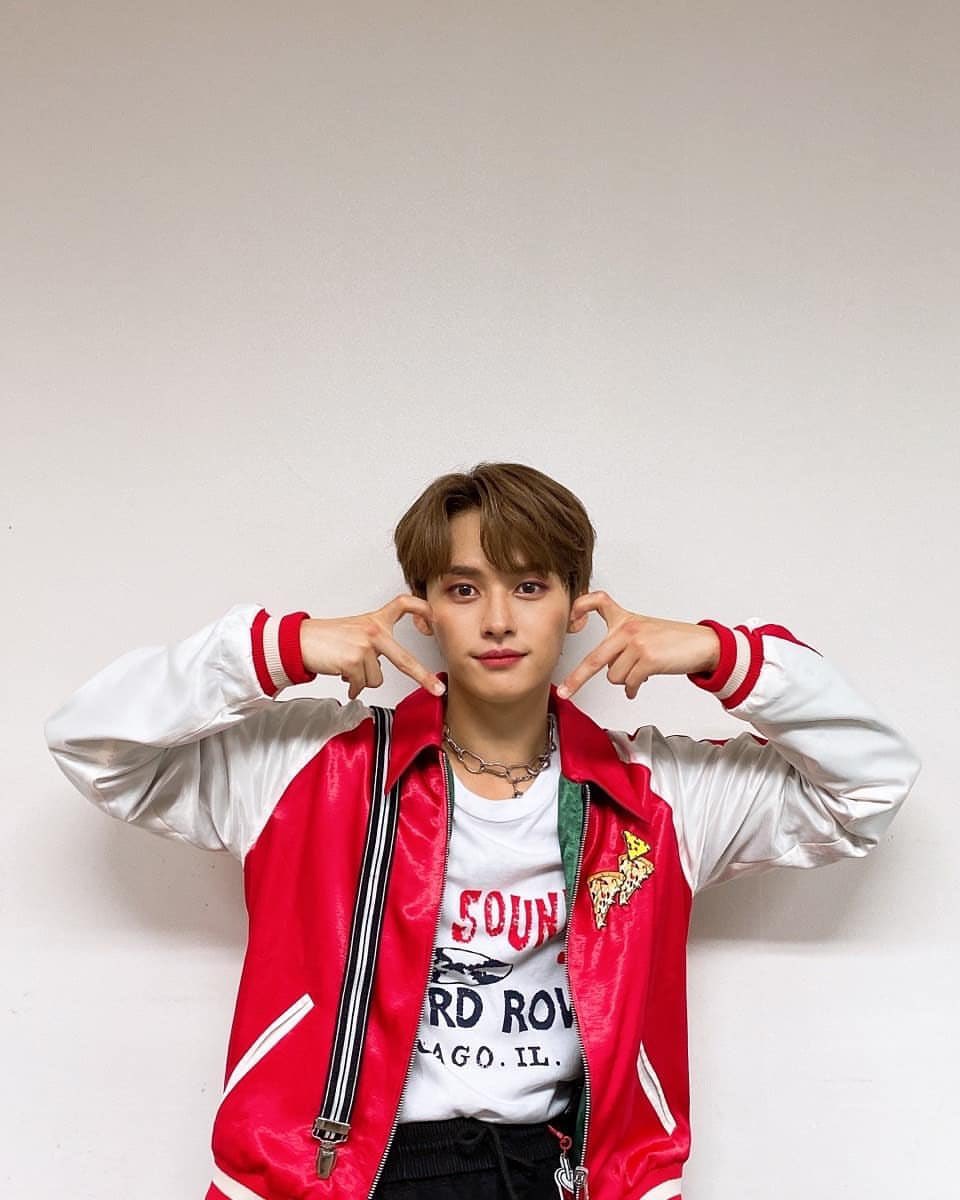 stayspedia_id's tweet photo. (2)

10.Mari menyelamatkan dunia bersamaku
#LeeKnowLucu #Pemberisn #judul #setiap #foto”

🔗https://t.co/BvG7s0NDHZ

@stray_kids #Straykids #스트레이키즈 #Stayspedia 🐿 https://t.co/NAtMAniDlo