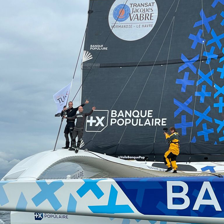 VoileBanquePop's tweet photo. Armel et Kevin remportent le @defiazimut ultims 👏
Les 2 skippers ont pu tester le Maxi Banque Populaire XI en mode course et travailler la navigation en duo en prévision de la @TransatJV.
De bon augure pour la suite 👊
#AllezArmelEtKevin #MaxiBanquePopulaireXI https://t.co/KFqNENICFM