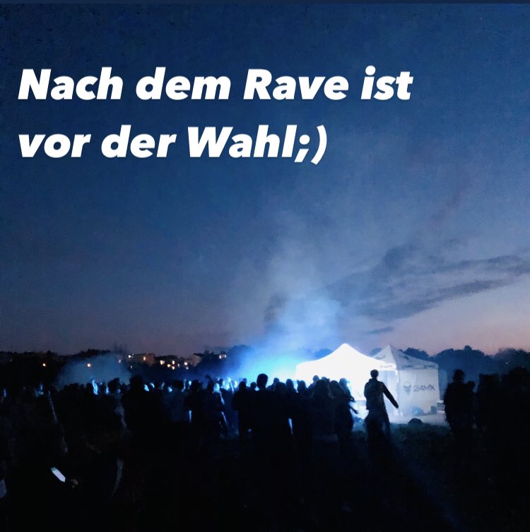Danke fürs Kommen an all unsere Besucher:innen. Danke an <a href="/kathiplehmann/">Kathi Lehmann</a> und <a href="/Geradedenken1/">CollapseMax</a> für eure tollen Redebeiträge:)
