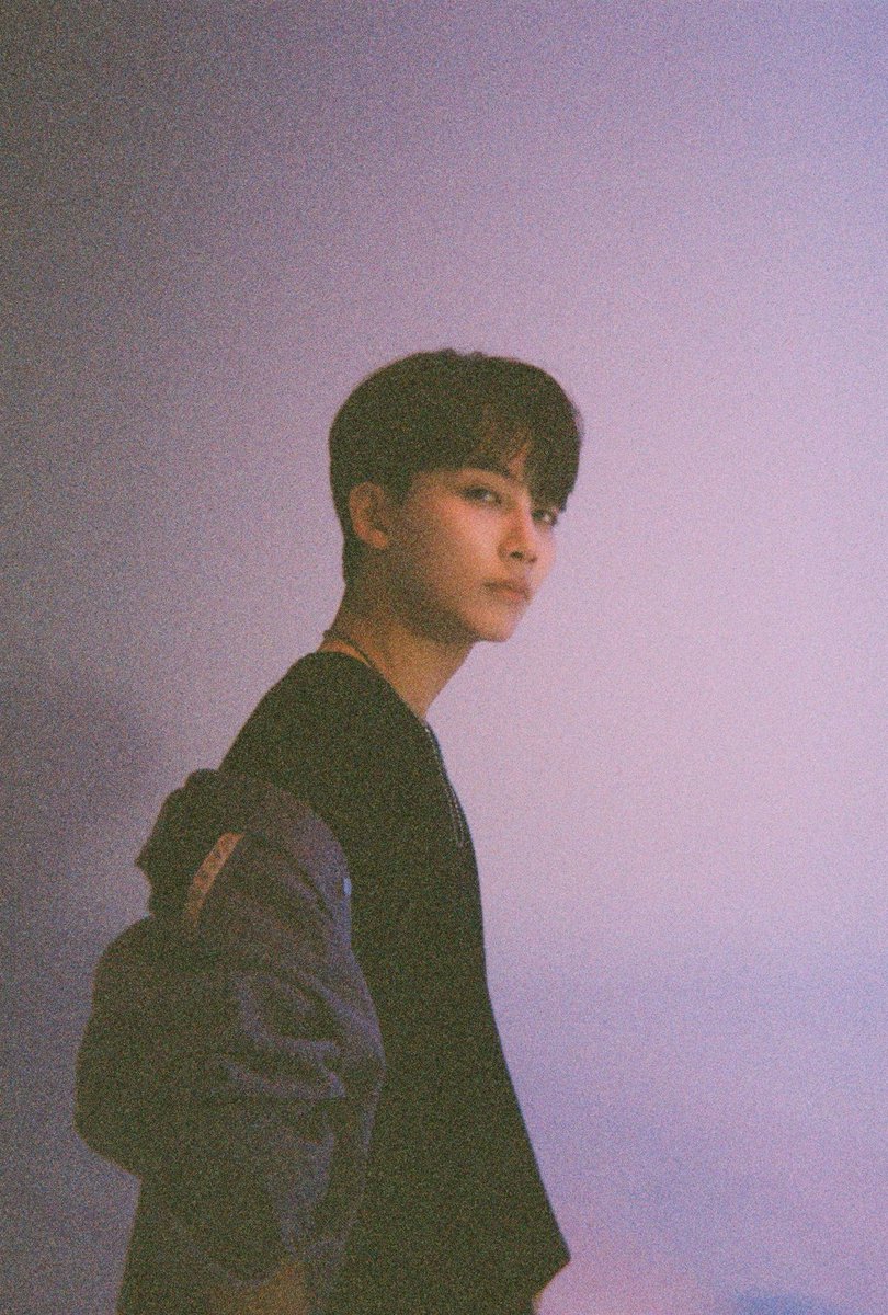sweetmeisa's tweet photo. — About Us —

`au Jeonghan × OC https://t.co/rV0y73W5P2