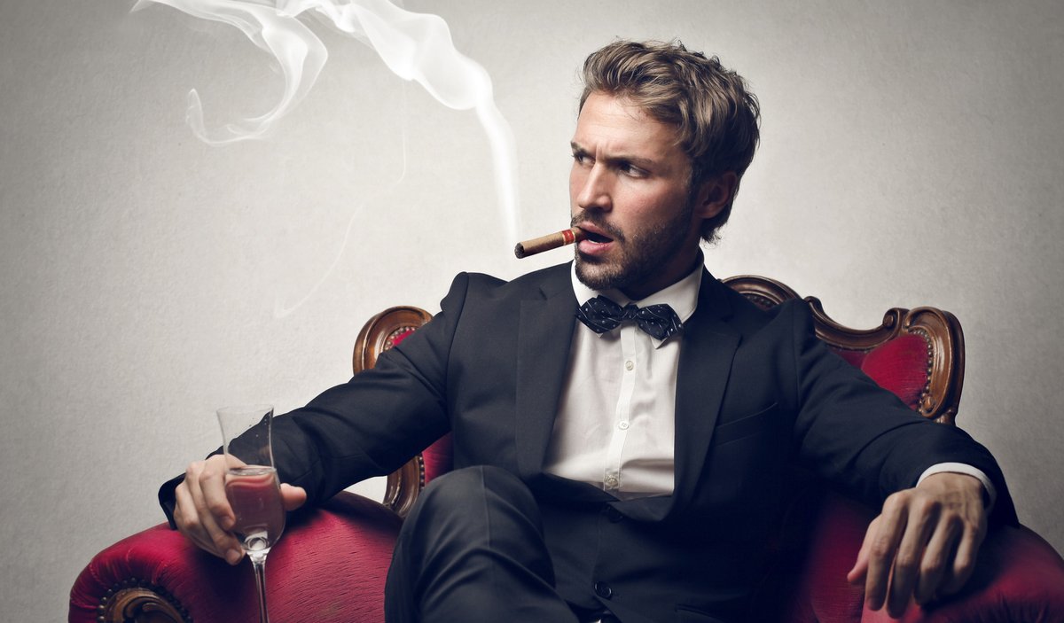 Hablamos ahora con una empresa que tiene base en La Palma, <a href="/KolumbusCigars/">KOLUMBUS</a>, y con su socio Sergio de Suñer Beltrán. Se dedican a un sector que requiere condiciones climáticas que no se encuentran en la Península, el sector tabacalero