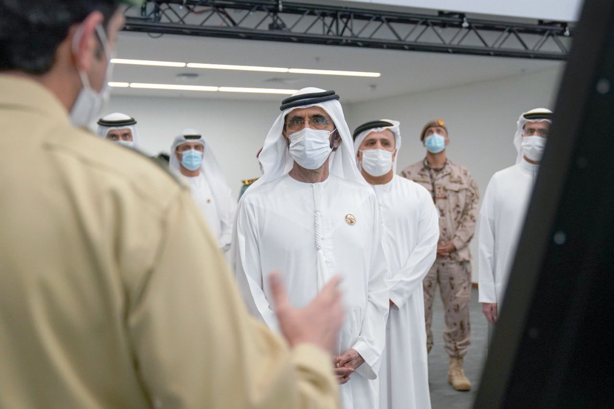 HHShkMohd's tweet photo. خلال زيارة غرفة عمليات إكسبو استعداداً لانطلاق الحدث الكبير .. ١٣٤ فريقا من  ٩٥ جنسية يعملون كفريق عالمي واحد لإطلاق حدث عالمي رائد في دولة جمعت العالم في وقت ومكان واحد.. الحدث الأجمل سيكون علامة فارقة في تاريخ إكسبو بإذن الله .. https://t.co/5OQnBoeZKK