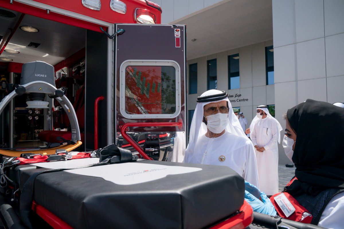 HHShkMohd's tweet photo. خلال زيارة غرفة عمليات إكسبو استعداداً لانطلاق الحدث الكبير .. ١٣٤ فريقا من  ٩٥ جنسية يعملون كفريق عالمي واحد لإطلاق حدث عالمي رائد في دولة جمعت العالم في وقت ومكان واحد.. الحدث الأجمل سيكون علامة فارقة في تاريخ إكسبو بإذن الله .. https://t.co/5OQnBoeZKK