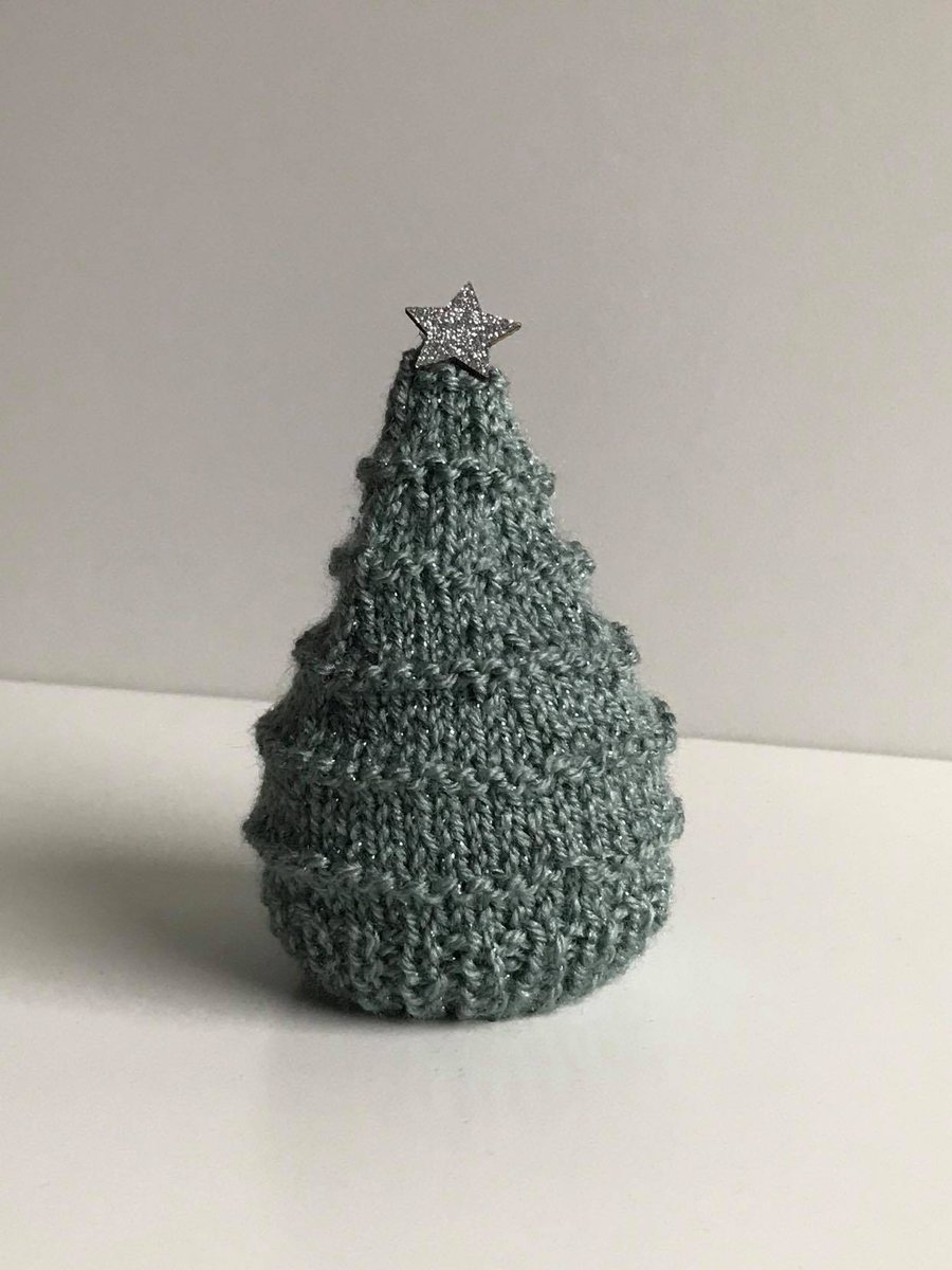 RocheleFay's tweet photo. New #Christmas product added to the shop today! Grab one while you can. 

https://t.co/tXgIMVV55n https://t.co/o28lOwyx2T