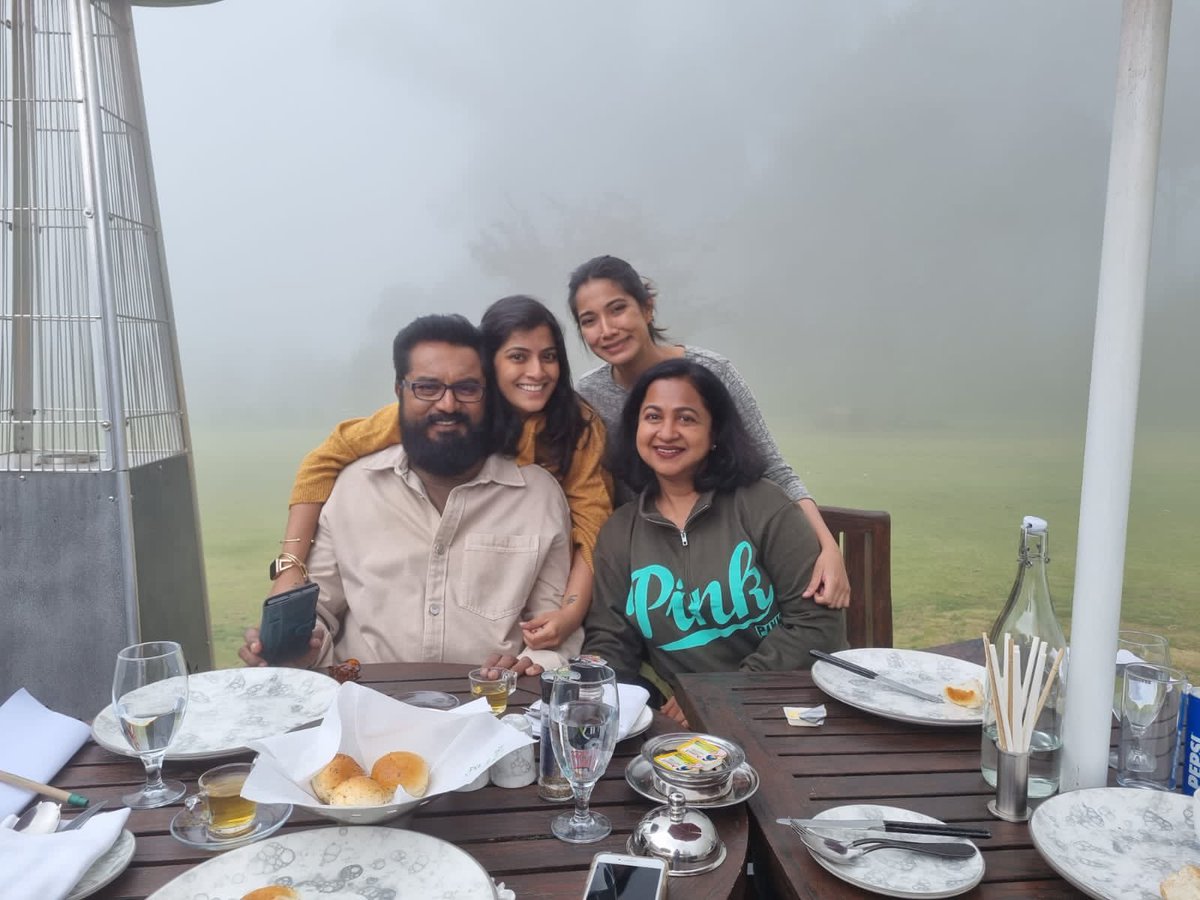 Radikaa Sarathkumar tweet media