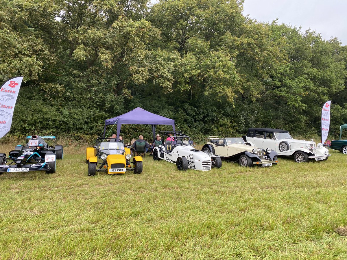 EssexKitCCCars's tweet photo. set up at County and Dog Show last show of the season, starting to brighten up at South weald county park #kitcars https://t.co/FMXsQ5X5MA