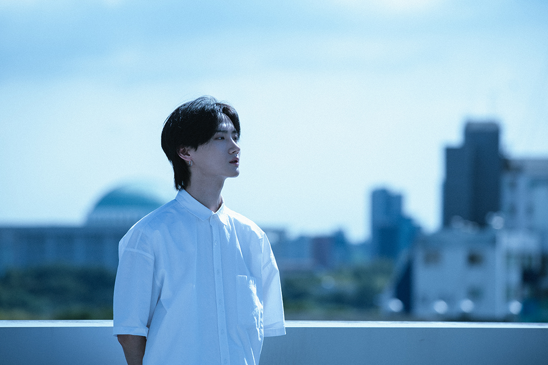 dcoy_official's tweet photo. [📷] BEHIND CUT
⠀
2021년 추석 인사 메시지 
비하인드컷 공개 
⠀
#DCOY #디코이 https://t.co/w1JxdyUAvk