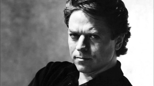 guitarmonia's tweet photo. #UnDíaComoHoy de 2003 nos dejaba Robert Palmer.
#Efemérides #Música #RockAndRoll #Rggae #Blues #Soul #Jazz https://t.co/mCU6xWVpXM