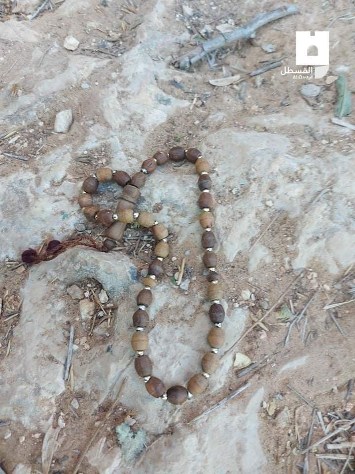 ESafadpal's tweet photo. Photos taken from the site where at least two Palestinian freedom fighters were assassinated by Israeli occupation forces (IOF) last night in the village of Beit Anan, northwest of occupied #Jerusalem. https://t.co/hLNmdZpYwQ
