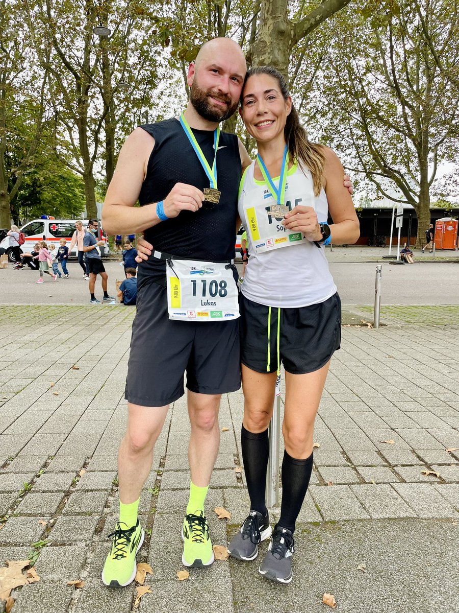 lukizzl's tweet photo. Endlich wieder ein gemeinsamer #StuttgartLauf bei besten Bedingungen โ๏ธ โฆ dieses Jahr in der @StuttgartLauf-10k-Edition ๐๐ปโโ๏ธ๐๐ปโโ๏ธ๐โโ๏ธ๐๐พ๐๐พโโ๏ธ ๐๐ผโโ๏ธ๐๐ผโโ๏ธ#RUN711 #laufzeitSTR
Und jetzt, wรคhlen gehen! Solidaritรคt mit der Zukunft zeigen ๐ณ #btw21
#running #marathon #runhappy https://t.co/7jePR6E8WN