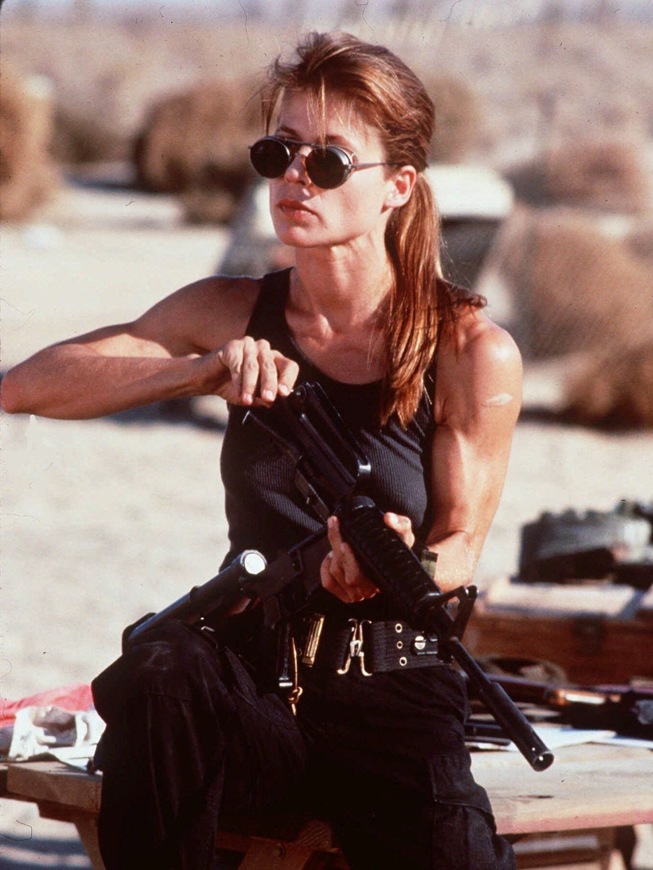 Happy Sunday all and a happy 65th birthday to Linda Hamilton. 