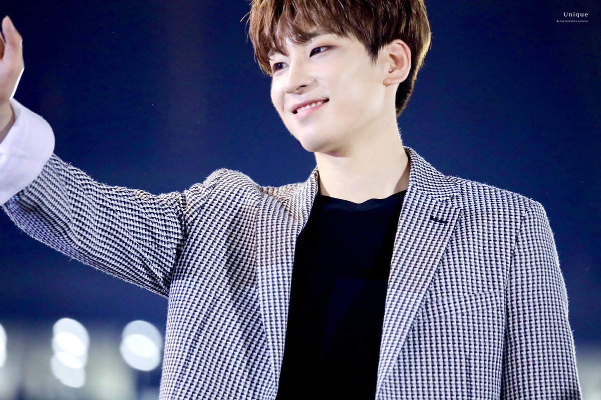 Unique_svtww's tweet photo. 190518 | 190901 | 190831

추억💭♥️

#SEVENTEEN #WONWOO #세븐틴 #원우 #ウォヌ
@pledis_17 https://t.co/1IzbUd1M4A