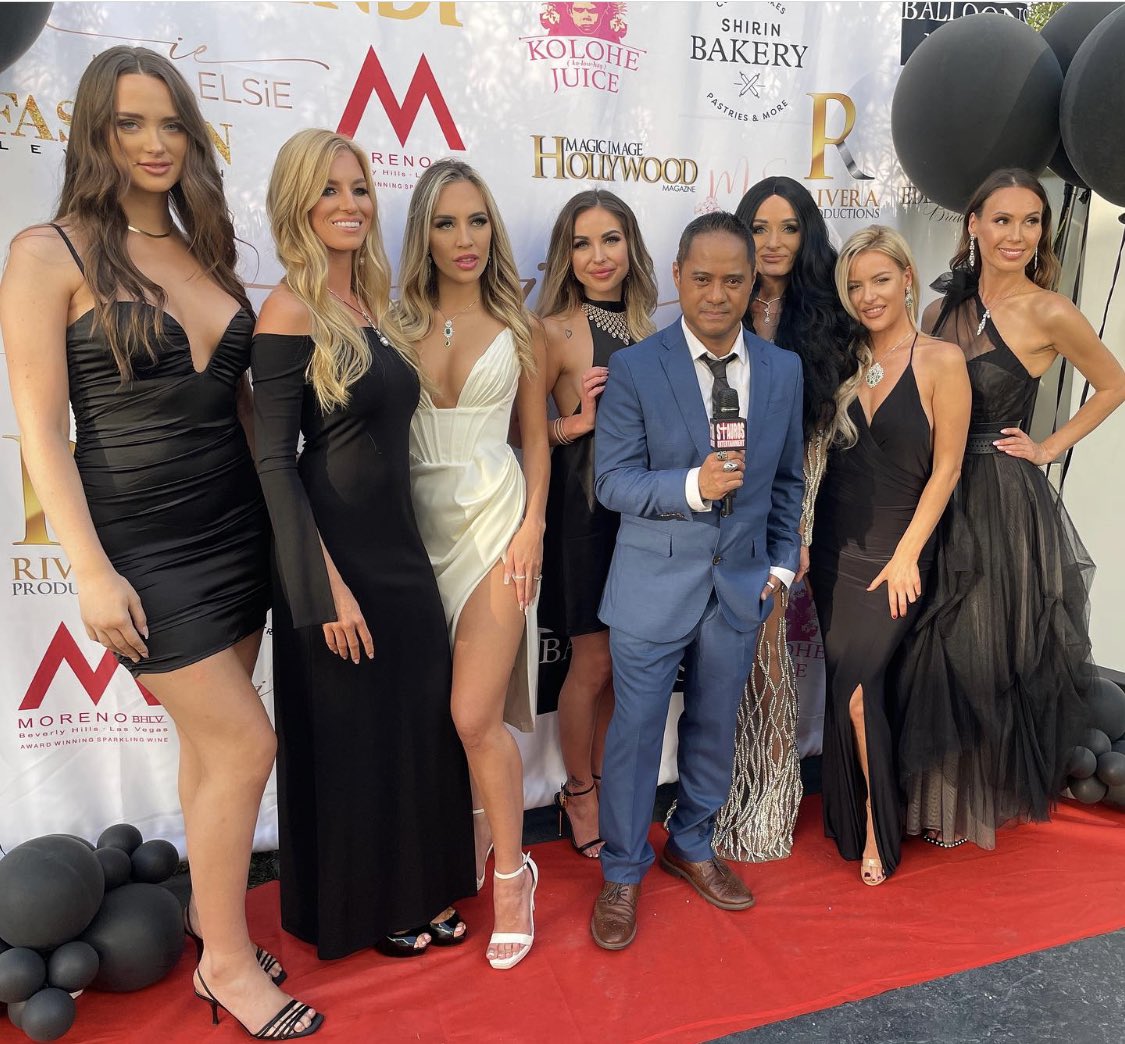 TyroneTann's tweet photo. Had a #BlessedFun Time 2Day, covering the Awesome & Sweet; (Fashion Designer) #InnaElsie’s Fashion Show! #MoreCoverage2Come! -w/ #StaurosEntertainment https://t.co/DtvXvn7z3N