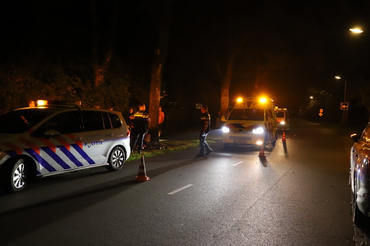 Aanrijding op fietspad tussen scooter en fietser in Noordscheschut - #Drenthe