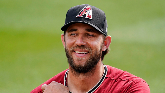 KNBR's tweet photo. Madison Bumgarner sent Brandon Crawford's sons D-Backs tickets to root against Dodgers

https://t.co/qGtaLum6i5 https://t.co/5LN6M1C77H