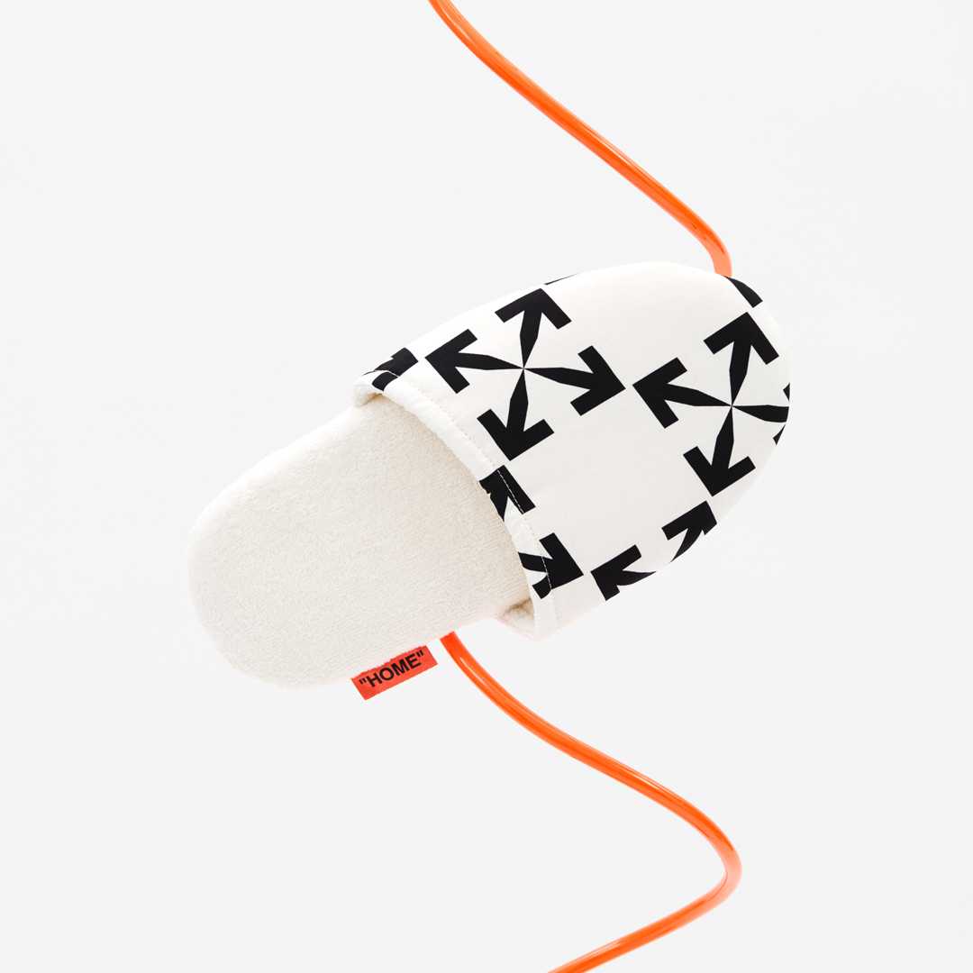 tryanostore's tweet photo. New at #Tryano! Give your home décor a designer finish with #OffWhite's cool collection. Discover it in-store or on https://t.co/pToglHz538. #NewAtTryano
جديد في #ترايانو! أضيفي لمسة أنيقة وعصرية إلى ديكور منزلك مع مجموعة #OffWhite. اكتشفيها في ترايانو أو على موقعنا الإلكتروني. https://t.co/eSWMtz1A4K