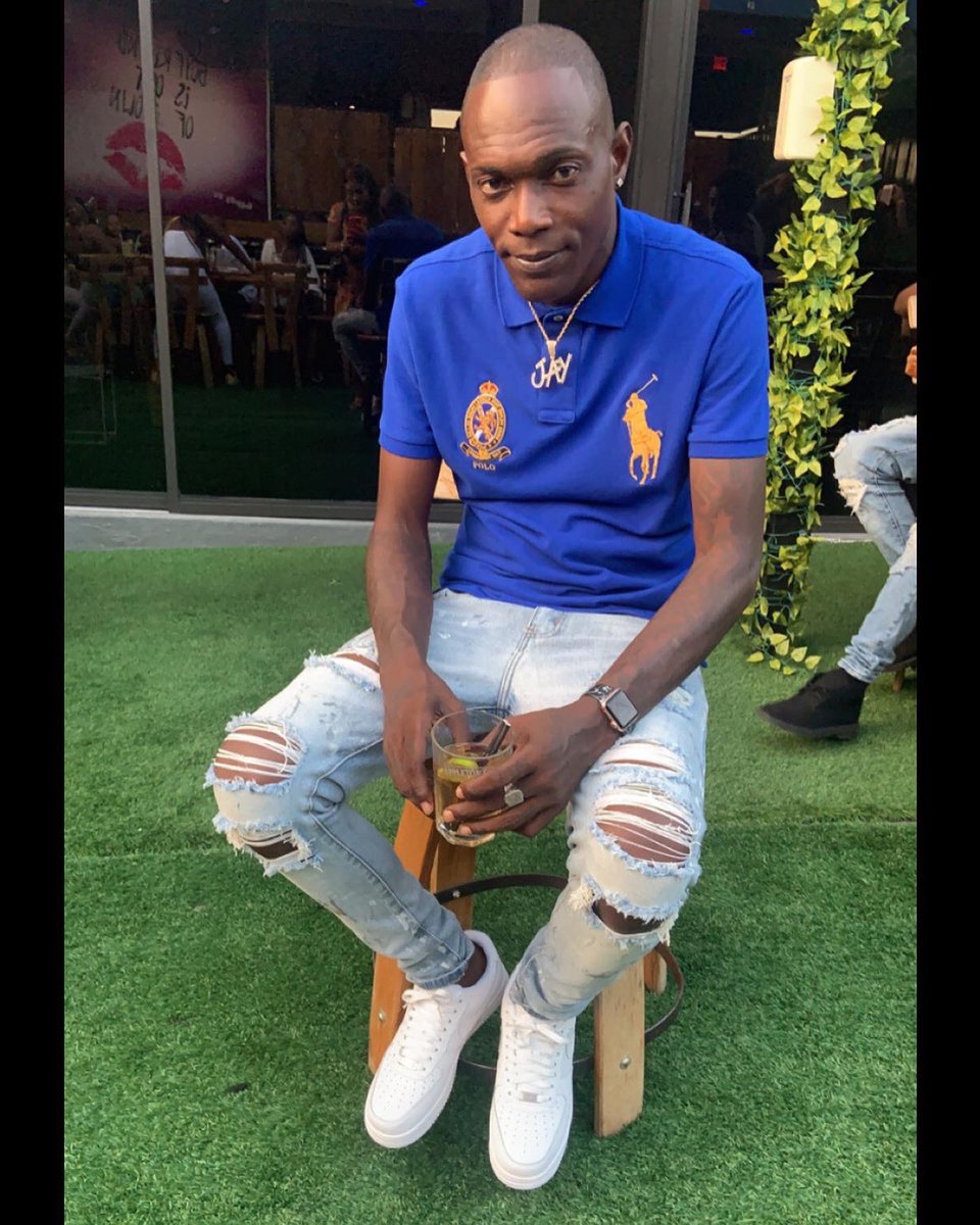 jaymatic1don's tweet photo. Live to see another year is always a blessing to mi regardless awah gwaan ina world..💎 https://t.co/LjEYQZ7fI3