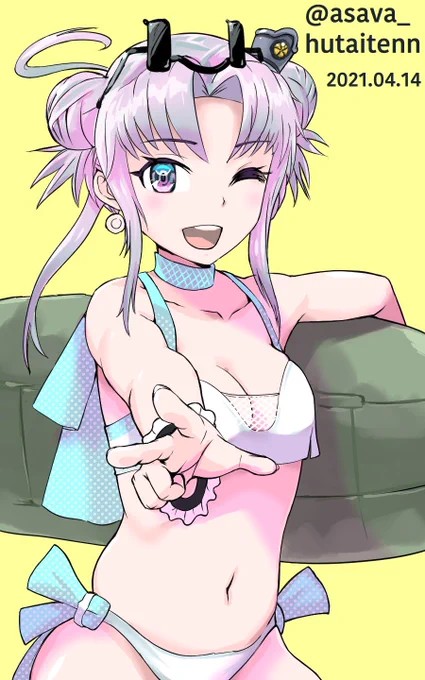 まるでイラストあげていないので
秋津洲ちゃんの過去絵再掲です

左)2015年に描いた作品
たいていちゃんからまさかの…

右)今年のワンドロ
腹ふてぇな!
#艦これ #秋津洲 