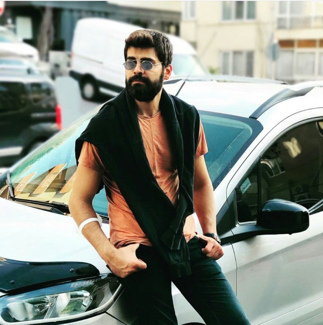 <a href="/nergisalanmelek/">MELEKLER 😇👼</a> Ne güzeldir;

Severek, sevinerek, sevilerek, düşünerek, hissederek yaşayabilmek...!

Günaydın güzel İnsanlar.
#ErkanMeriç