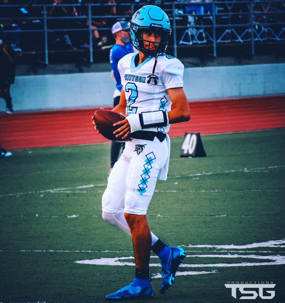 PangelinaJohn's tweet photo. Week 4 MVP goes to QB1 Jordan Hernandez #2
Jordan completed 8/10 passes for 222 yards and 5 Touchdowns in the first half of the game. This strong armed Junior is just getting started. @j1_hernandez
#QB1
#tennysonfootball
#tennysonlancers
#mvp
#actioncertified
#actionboiz https://t.co/siTmijG1m6