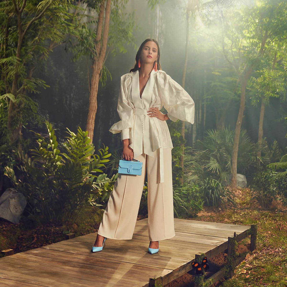 tryanostore's tweet photo. A dreamland of flowing fabrics and chic styles. Discover our new AW21 collection in-store &amp; on https://t.co/pToglHz538. #TheEnchantingForest
أرض الأحلام من الأقمشة الراقية والتصاميم الأنيقة. اكتشفي مجموعة خريف شتاء 2021 الجديدة في #ترايانو وعلى موقعنا الإلكتروني. #الغابة_الفاتنة https://t.co/WPJeue4fyA