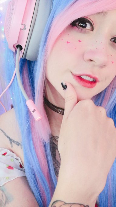 The cotton candy kao's came back https://t.co/q9kqazglMe https://t.co/vH4LeshqJB