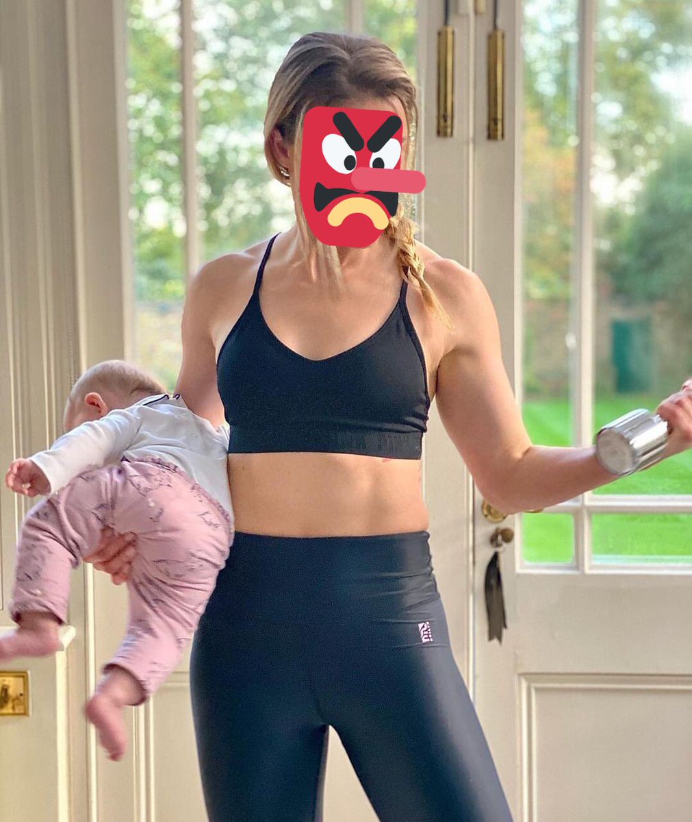 AmberHurt12's tweet photo. training with my toy and my weights I am a modern mom I am a good mother #AmberHeardIsALiar https://t.co/F2ZPAmPFnJ